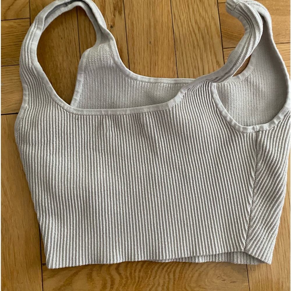 Aritzia top